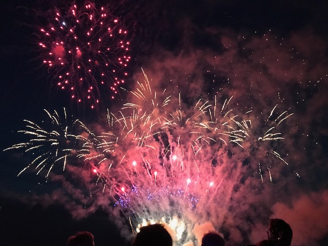 Großes Kirschblütenfeuerwerk 2019